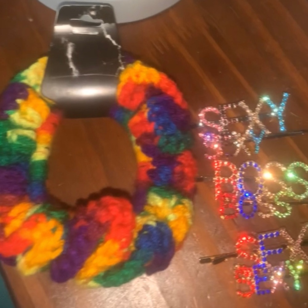 Scrunchy & hair clip bundles